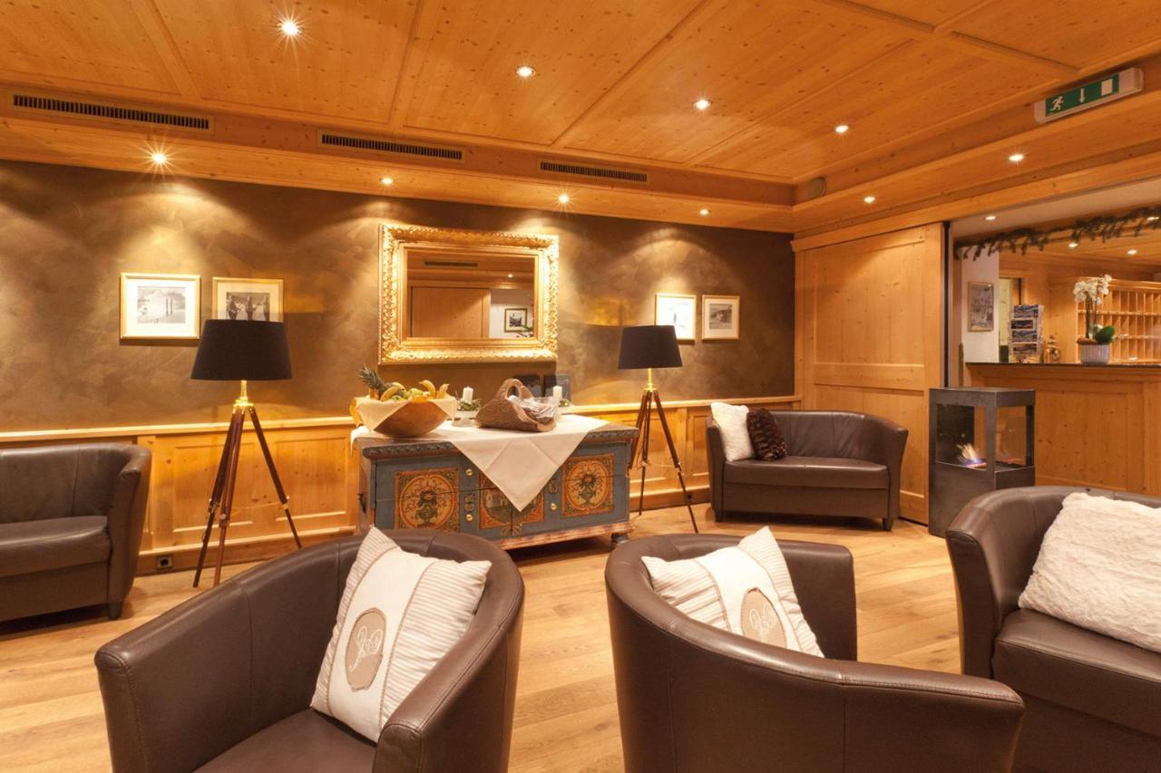 Hotel Tannbergerhof Im Zentrum Von Lech エクステリア 写真
