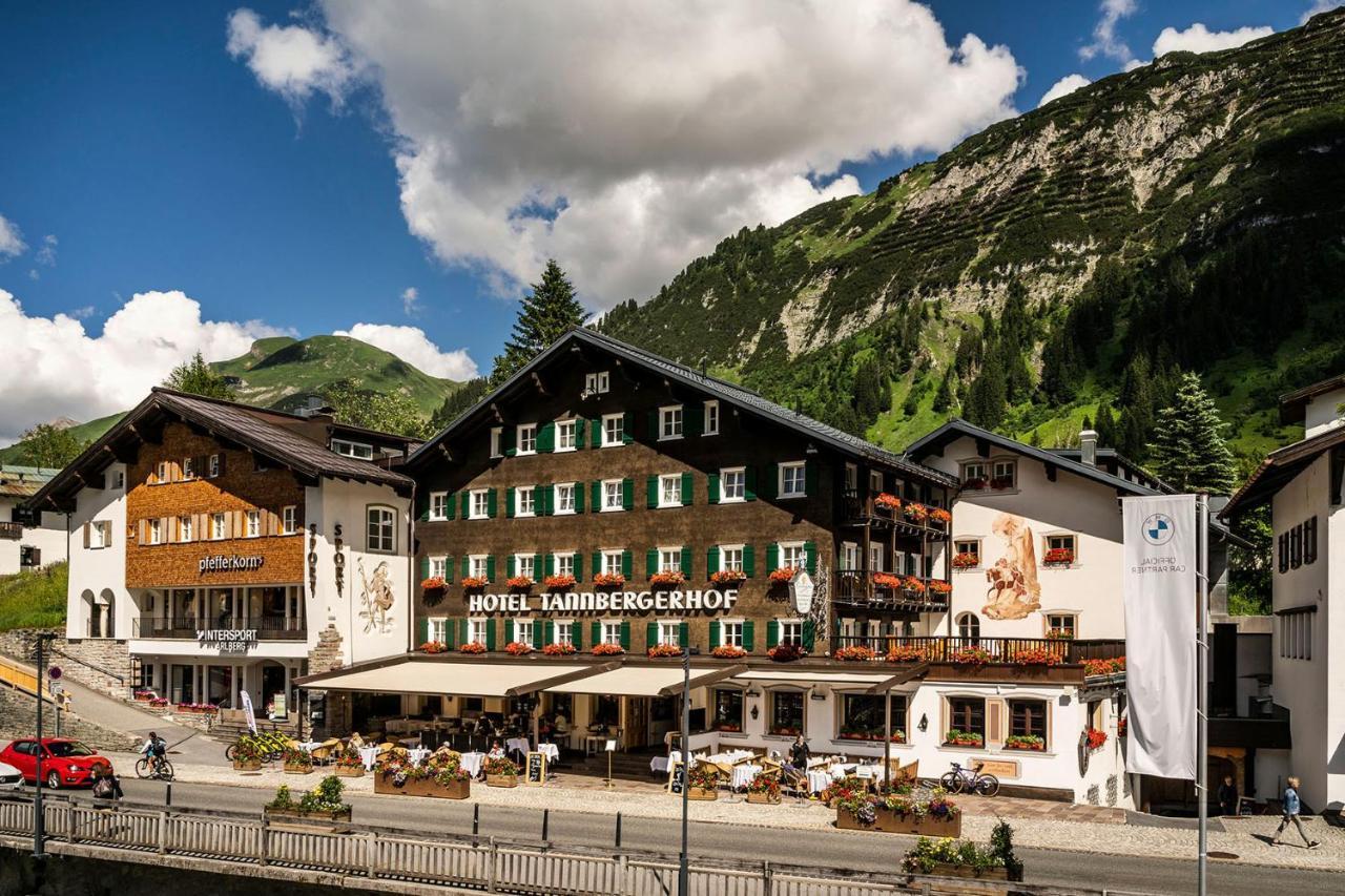 Hotel Tannbergerhof Im Zentrum Von Lech エクステリア 写真