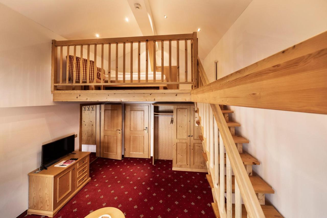 Hotel Tannbergerhof Im Zentrum Von Lech エクステリア 写真