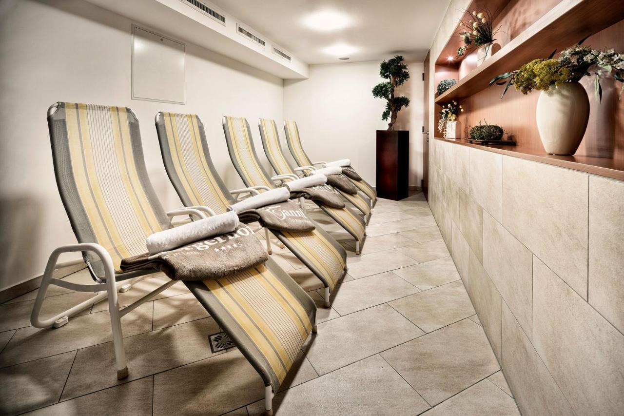 Hotel Tannbergerhof Im Zentrum Von Lech エクステリア 写真